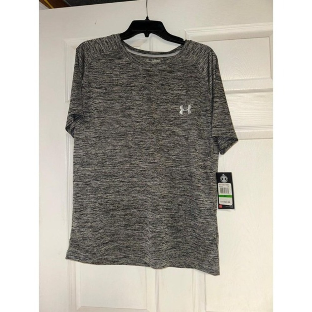 Underarmour Mens Tshirt Size Large Grey Loose Heat Gear NEW with tags Tee H11